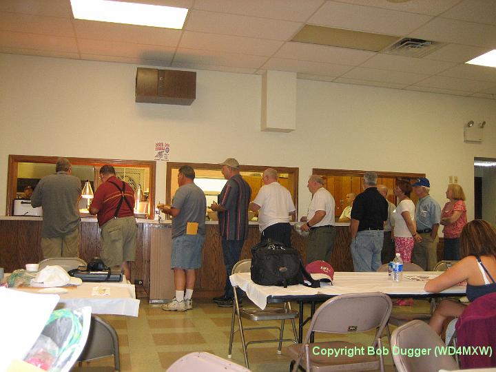 20080802 - 2008 Eyeball chow line.JPG